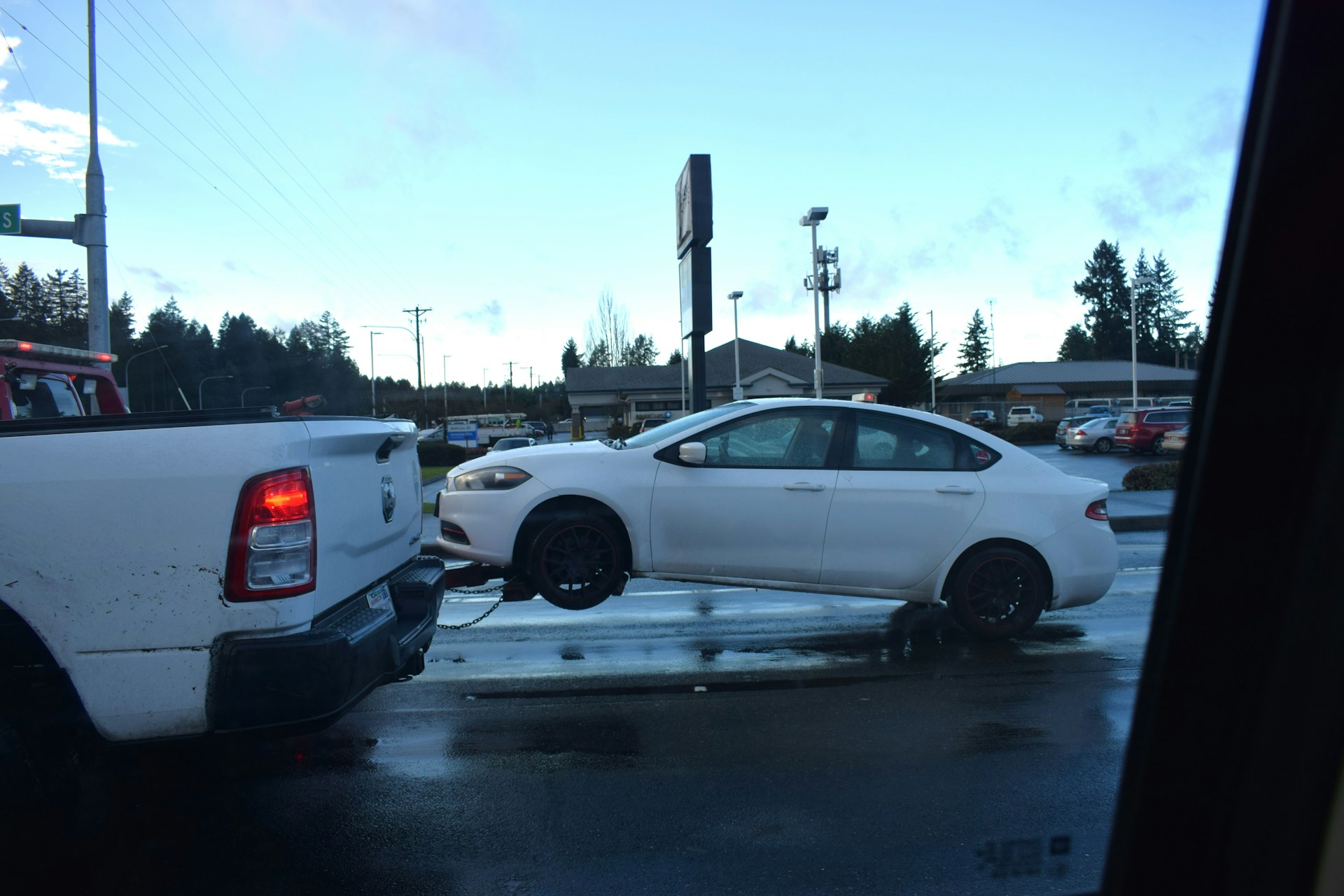 Fast towing service Metro Boston